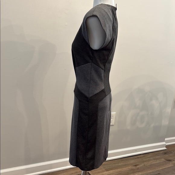 W118 by Walter Baker XS Grey Black Sleeveless Sheath Midi Dress - Picture 6 of 15